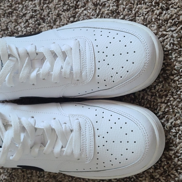 Shoes - Picture 2 of 3